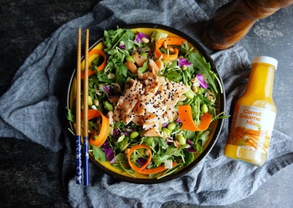 This Arugula Salad with Sesame Salmon is a light salad, full of diverse flavors and textures in every bite.