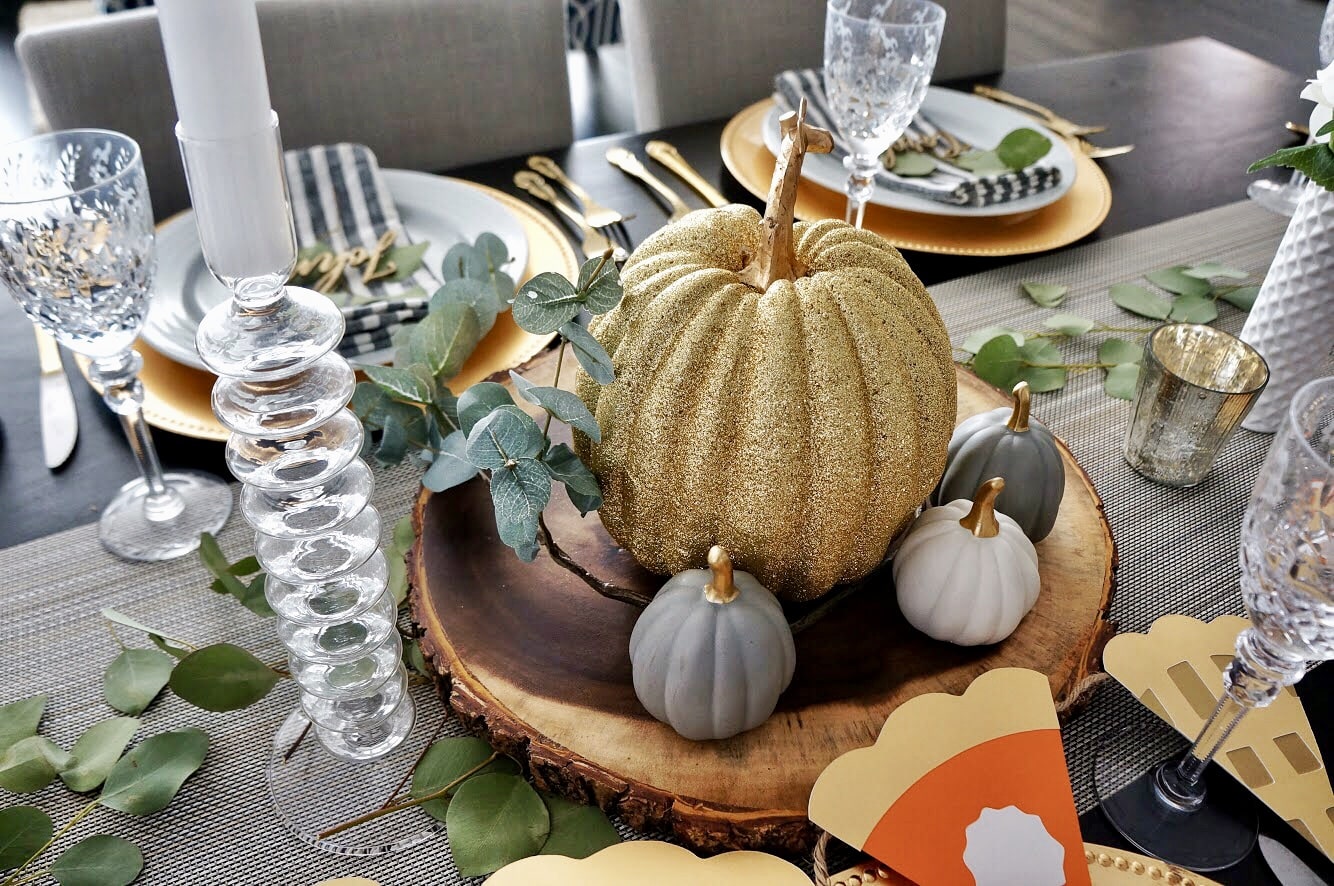 Friendsgiving on a Budget! Thanksgiving centerpiece