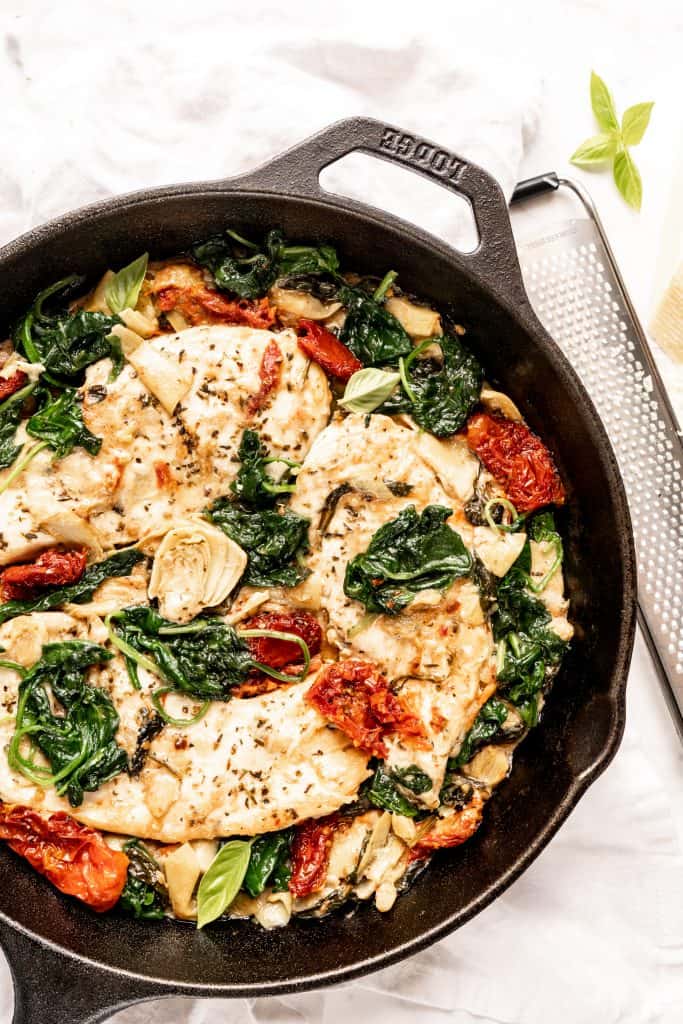 finished creamy Tuscan style chicken in skillet